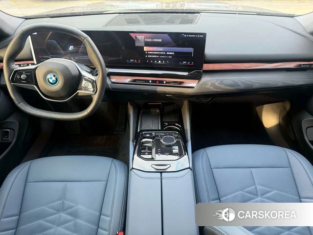BMW i5 id 4241350 из Китая 15
