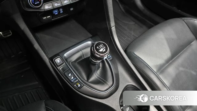 Hyundai Veloster (JS) id 3917330 из Кореи 19