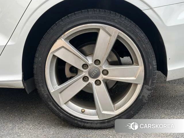Audi A3 id 4221821 из Китая 16