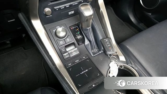 Lexus NX300h id 3900041 из Кореи 19