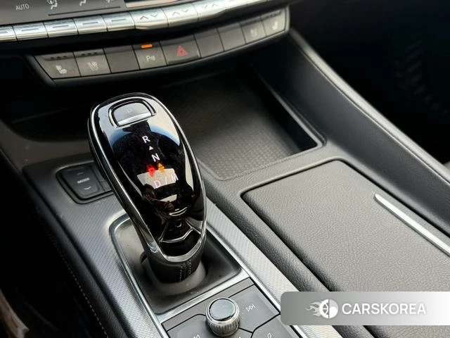 Cadillac CT5 id 3858037 из Китая 14