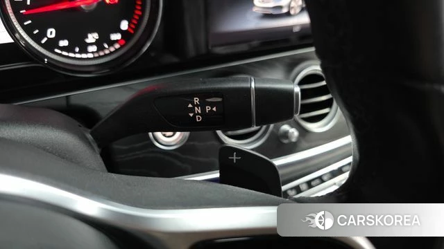 Mercedes-Benz E-Class W213 id 4430078 из Кореи 32