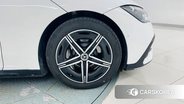 Mercedes-Benz EQE V295 id 3446961 из Кореи 19