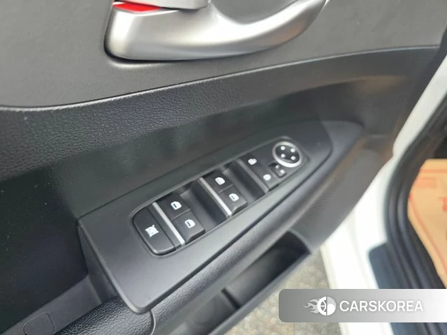 Kia Come New K3 id 4770318 из Кореи 19