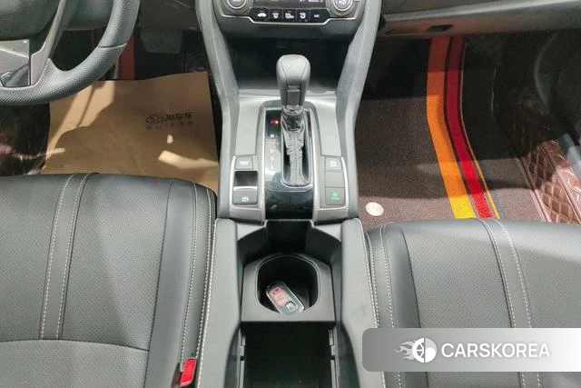 Honda Civic id 3939274 из Китая 16