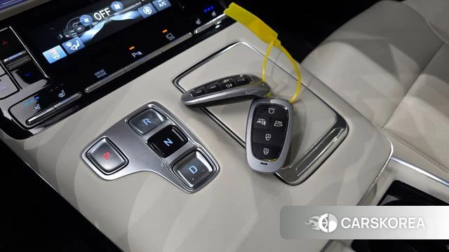 Hyundai The New Grandeur IG id 4395850 из Кореи 32