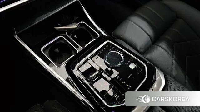 BMW 7 Series (G70) id 3633885 из Кореи 19