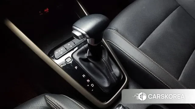 Kia Stonic id 3520632 из Кореи 19