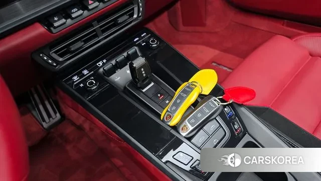 Porsche 911(992) id 3246659 из Кореи 19