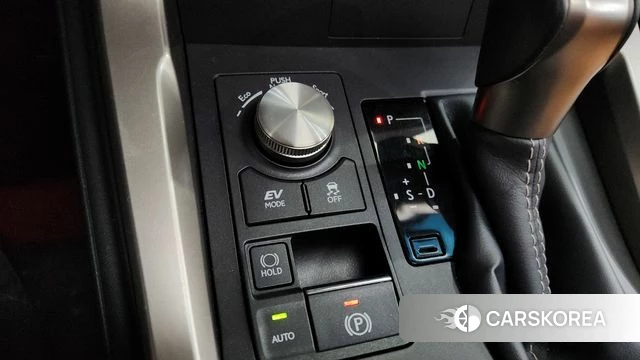 Lexus NX300h id 4203682 из Кореи 33