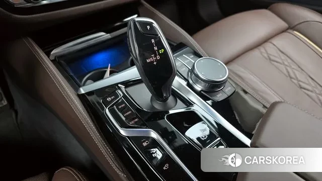 BMW 5 Series (G30) id 3600385 из Кореи 19