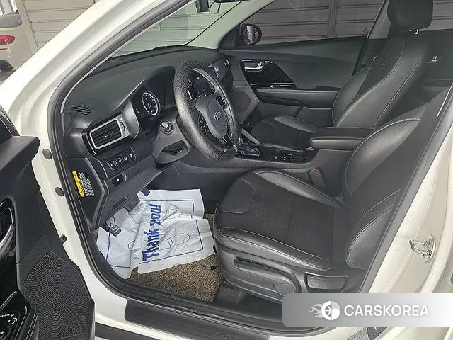 Kia Niro id 3220858 из Кореи 18