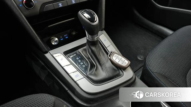 Hyundai Avante AD id 3814385 из Кореи 19