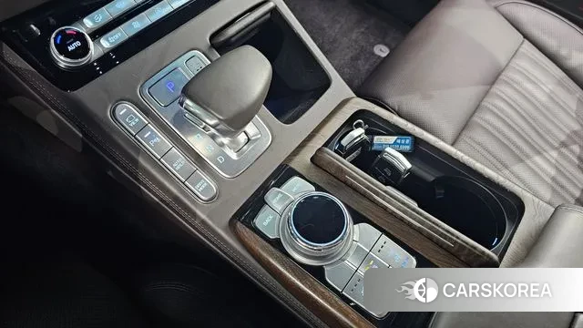 Genesis G90 id 3106746 из Кореи 19