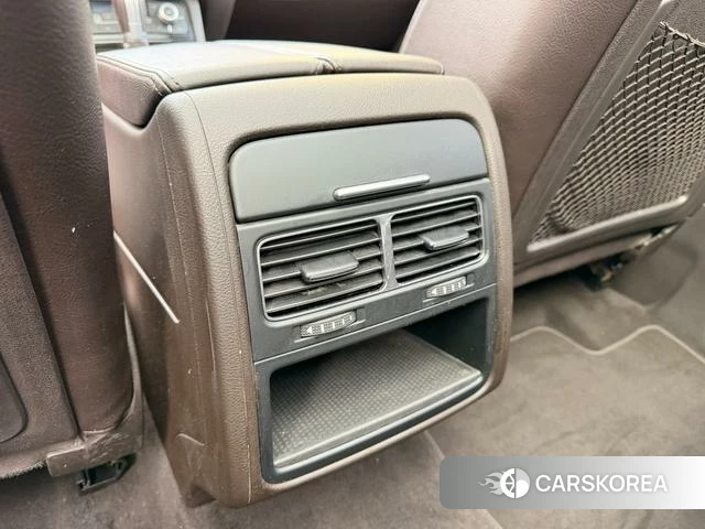 Volkswagen Touareg id 4242459 из Китая 20