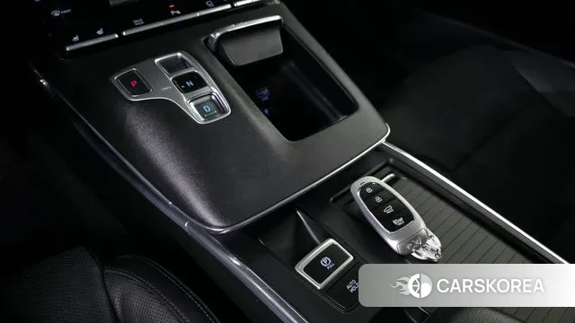 Hyundai The New Grandeur IG Hybrid id 3023670 из Кореи 19