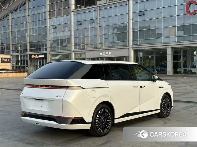 Xiaopeng Motors Xiaopeng X9 id 4199054 из Китая 11