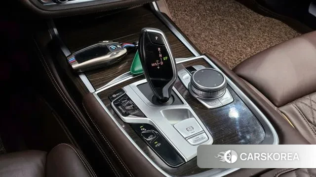 BMW 7 Series (G11) id 3534615 из Кореи 19