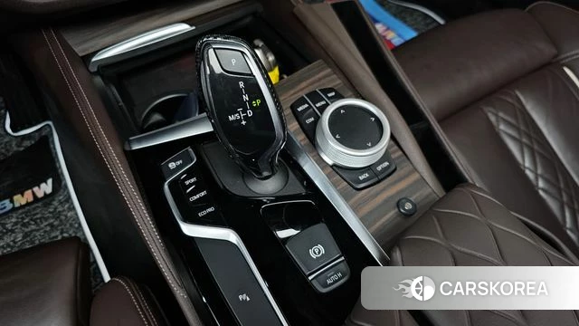 BMW 5 Series (G30) id 4482499 из Кореи 33