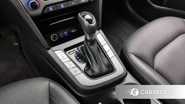 Hyundai Avante AD id 3662001 из Кореи 19