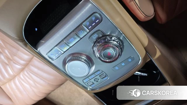 Genesis G90 (RS4) id 4774459 из Кореи 19