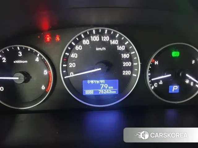 Hyundai The New Grand Starex id 3778758 из Кореи 19