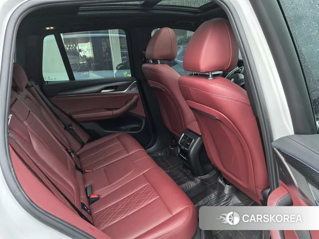 BMW X3 id 4348684 из Китая 9