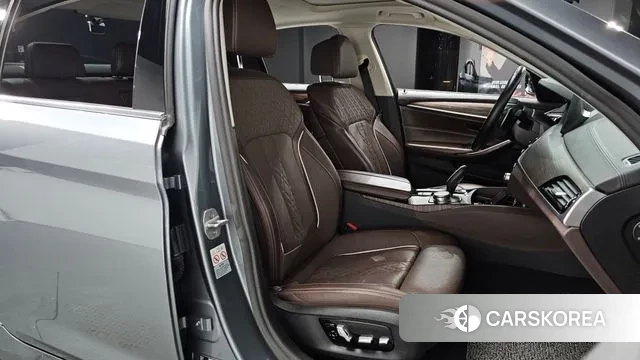 BMW 5 Series (G30) id 3547434 из Кореи 19