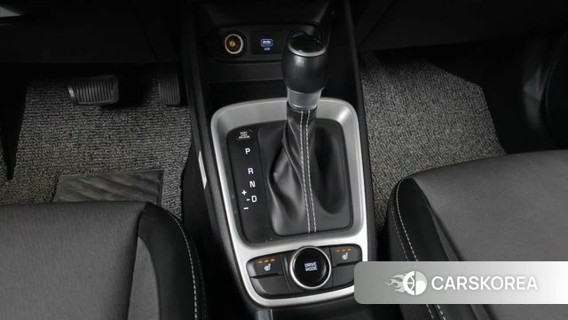 Hyundai Venue id 4195833 из Кореи 29