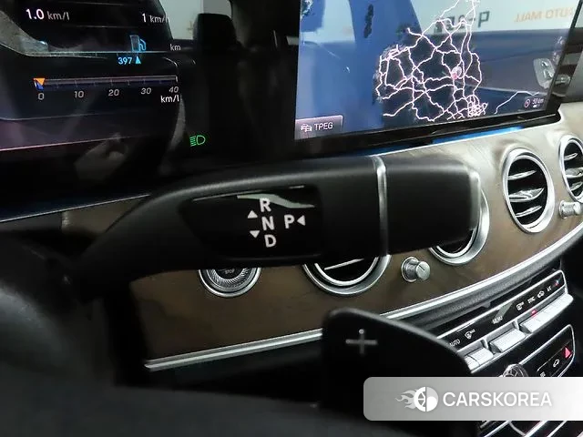 Mercedes-Benz E-Class W213 id 3350996 из Кореи 19