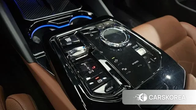 BMW 5 Series (G60) id 2930038 из Кореи 19