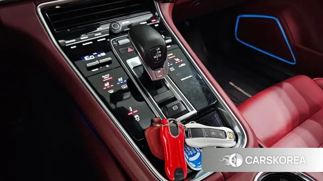 Porsche Panamera (971) id 3060753 из Кореи 19