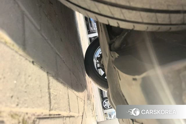 Audi Q5L Sportback id 4257085 из Китая 16