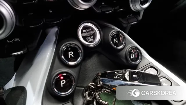 Aston Martin Vantage 2nd Generation id 3499447 из Кореи 19