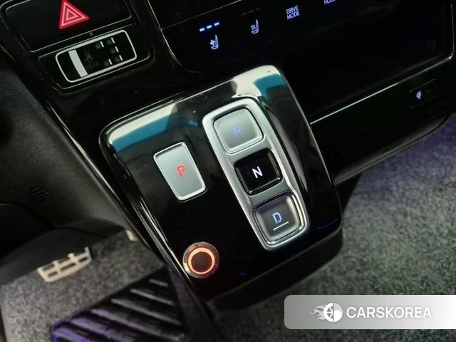 Hyundai Staria id 4243452 из Кореи 18