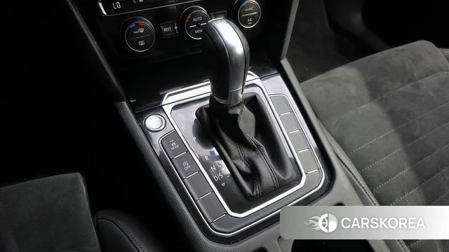 Volkswagen Passat GT (B8) id 4728187 из Кореи 19