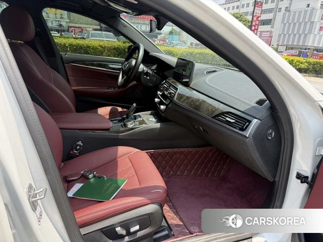 BMW 5 series id 4301389 из Китая 10