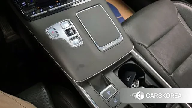 Hyundai The New Grandeur IG Hybrid id 3736390 из Кореи 19