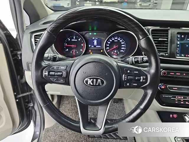 Kia The New Carnival id 4677892 из Кореи 17