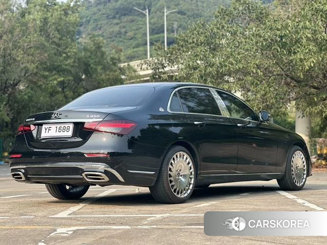 Mercedes-Benz E-class id 4264506 из Китая 18