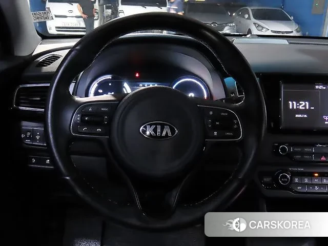 Kia Niro EV id 3049312 из Кореи 18