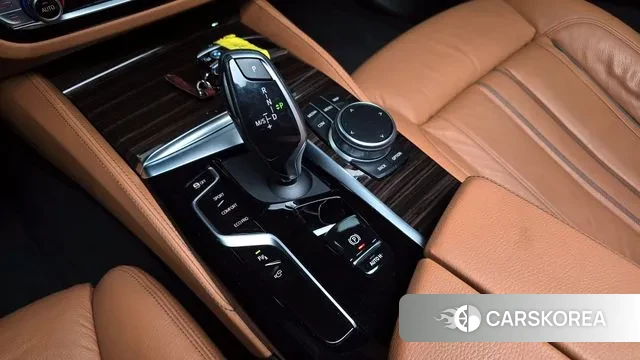 BMW 5 Series (G30) id 3488546 из Кореи 19