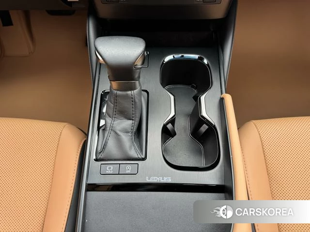 Lexus ES id 4335294 из Китая 12