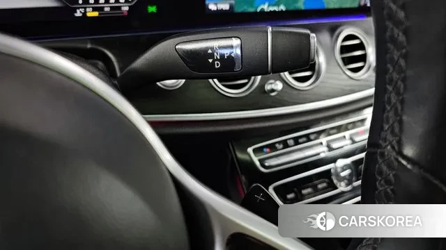 Mercedes-Benz E-Class W213 id 3718589 из Кореи 19