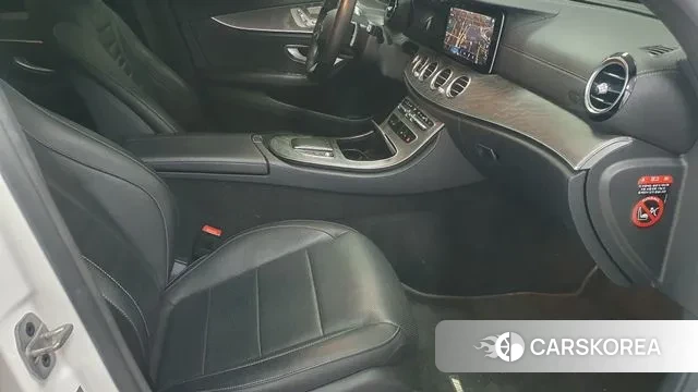 Mercedes-Benz E-Class W213 id 3726837 из Кореи 19