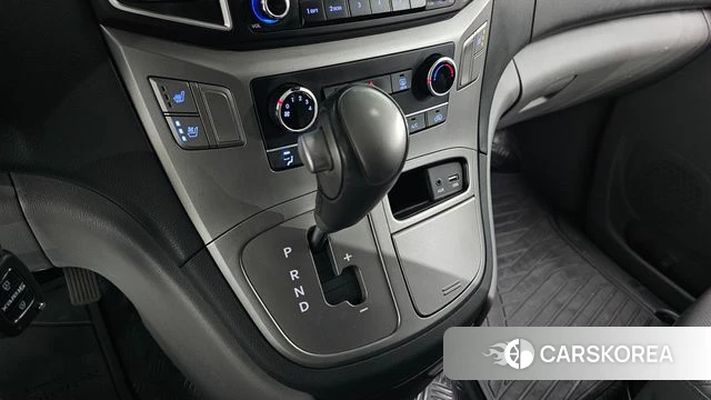 Hyundai The New Grand Starex id 4410738 из Кореи 19