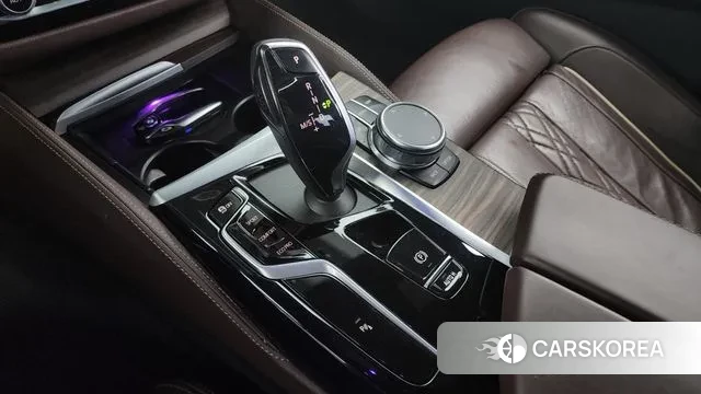 BMW 5 Series (G30) id 3546370 из Кореи 19