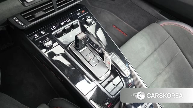 Porsche 911(992) id 4533138 из Кореи 19
