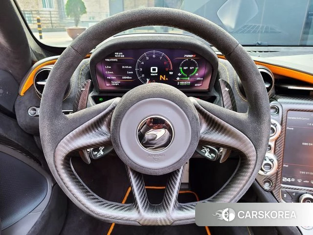 McLaren 720S id 3851795 из Кореи 19