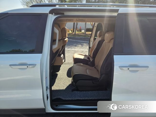 Kia Carnival 4th generation id 3919772 из Кореи 18